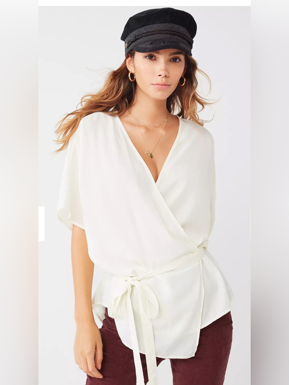 Urban Outfitters Women's Kimono Wrap Tunic Top. Size S Cream. Short sleeve